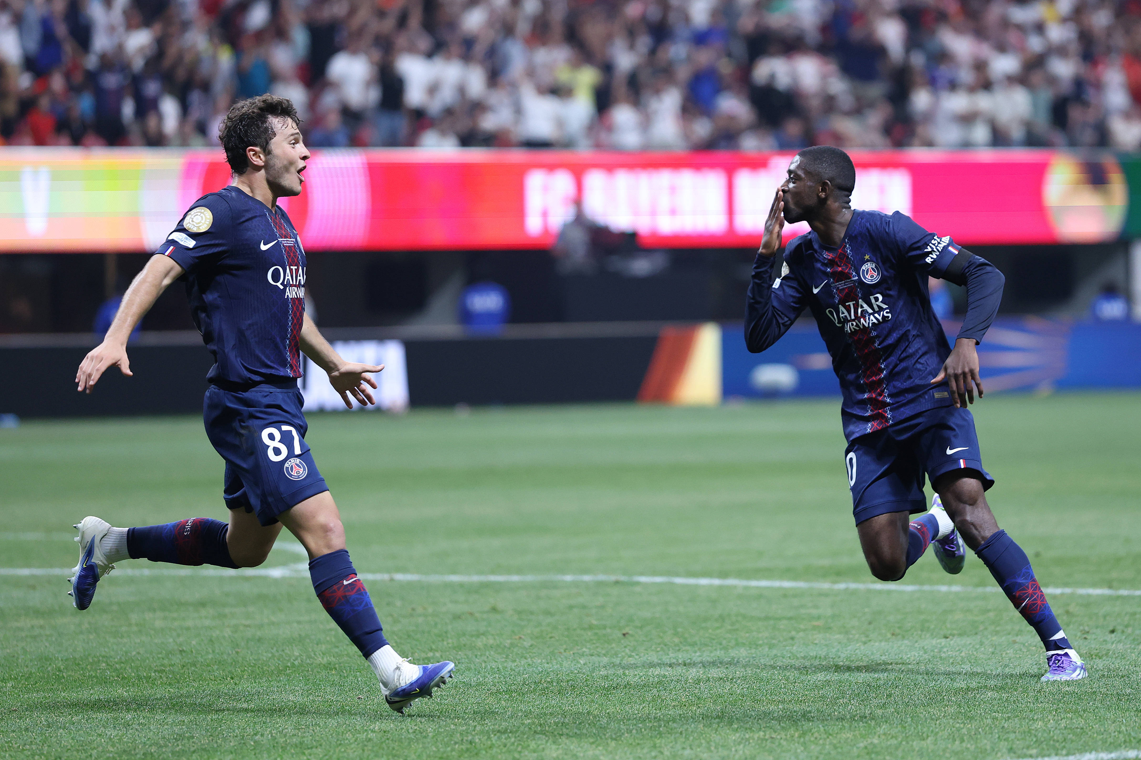 NBA球员合同更新及薪资排行榜（NBA球员最新合同与薪资榜单）