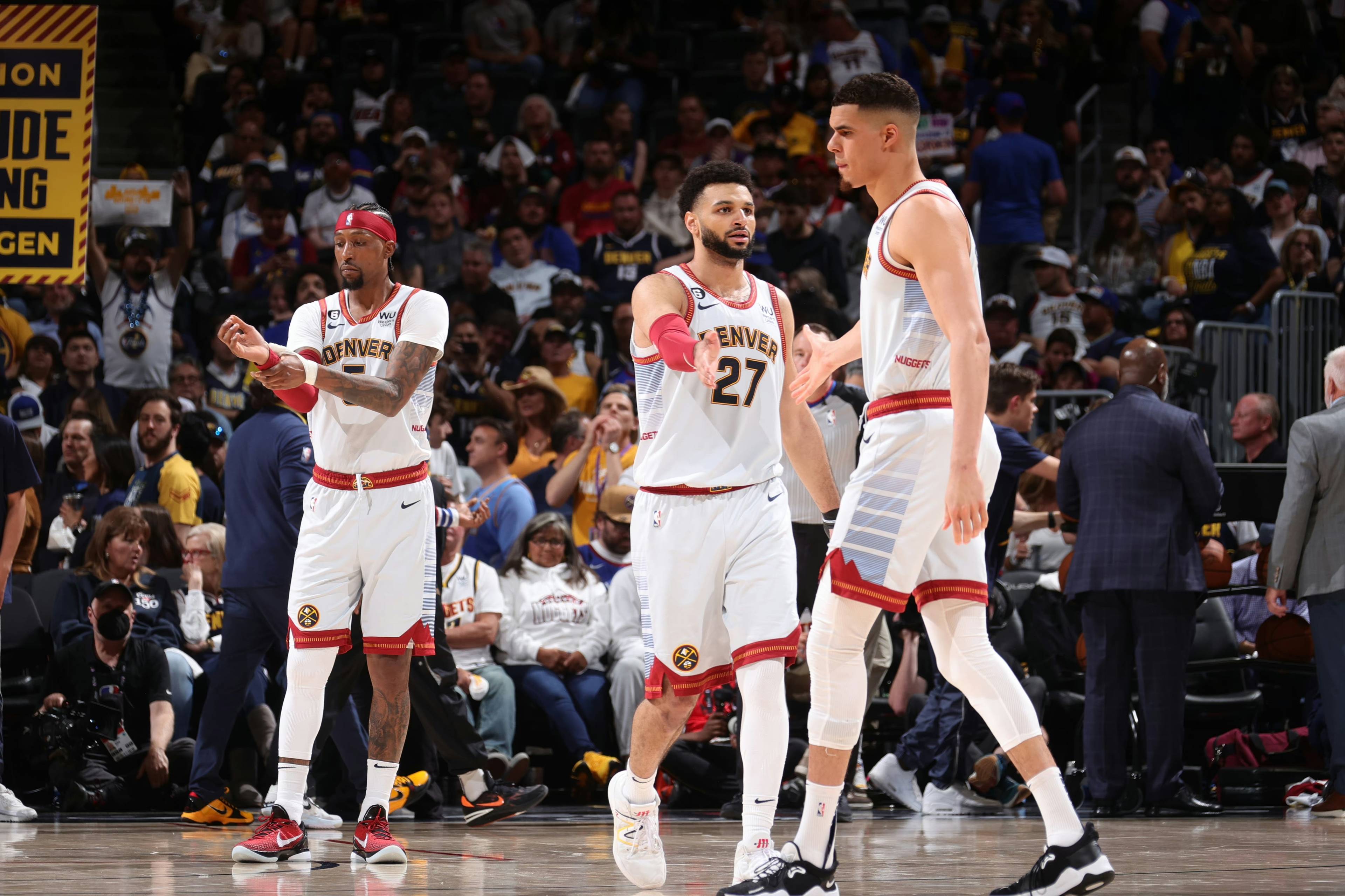 一印度球迷：我推掉了我的婚礼，只为看梅西，但我没看着……（印度球迷：为看梅西推掉婚礼，最终却没能见到他）