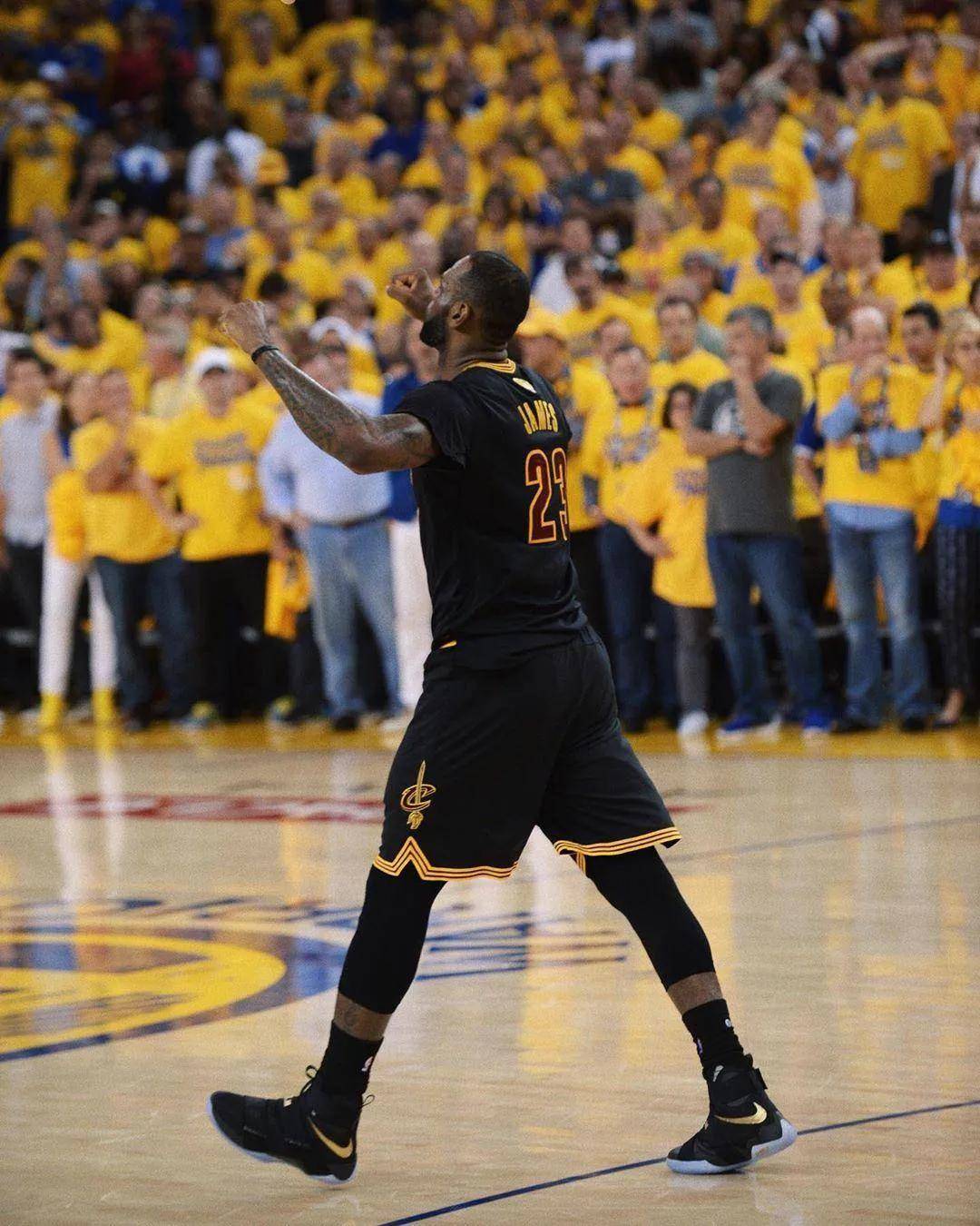 阿尔巴：亚马尔与梅西根本没有可比性；梅西是GOAT（阿尔巴：亚马尔无法与梅西相提并论，梅西是史上最佳）