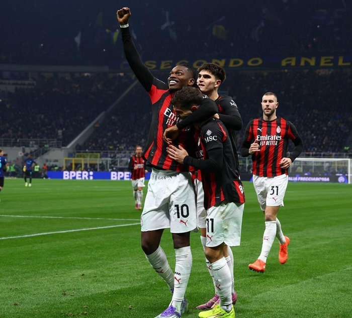 27天8场！阿森纳迎12月魔鬼赛程 捍卫英超欧冠双榜首（27天8战！阿森纳迎12月魔鬼赛程 力保英超与欧冠双榜首）