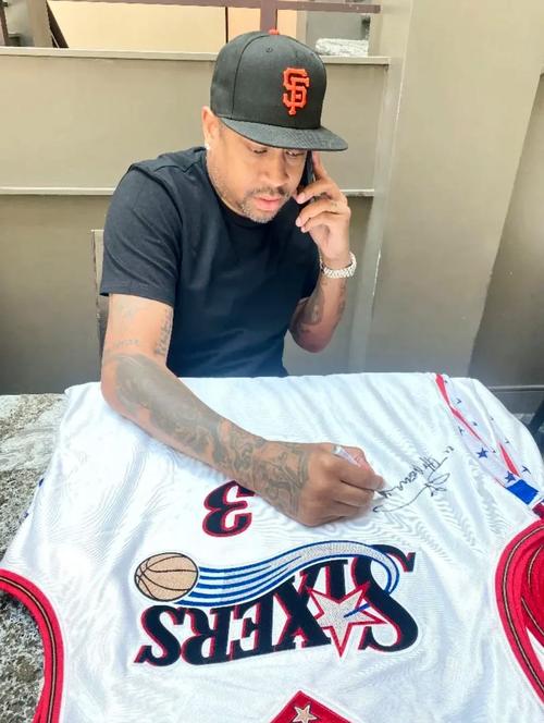 巴塞罗那理发师：欧洲杯期间，费尔明专门打电话让我给他理发（巴萨理发师曝料：欧洲杯期间，费尔明主动来电预约理发）