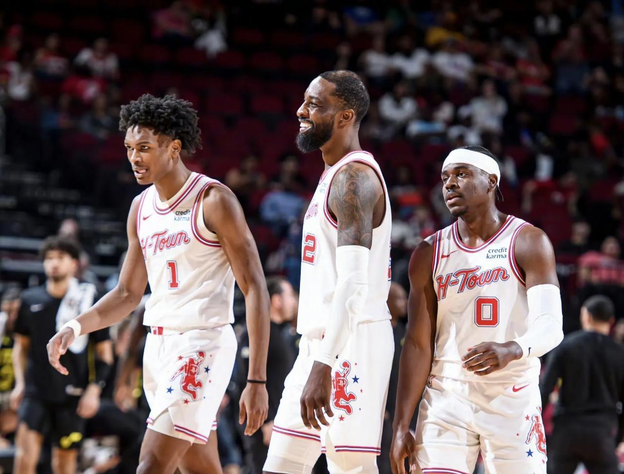 马德兴：中国足协明确提出要抓本土教练培养，为他们创造机会（马德兴：足协将重点培养本土教练，积极为其提供机会）